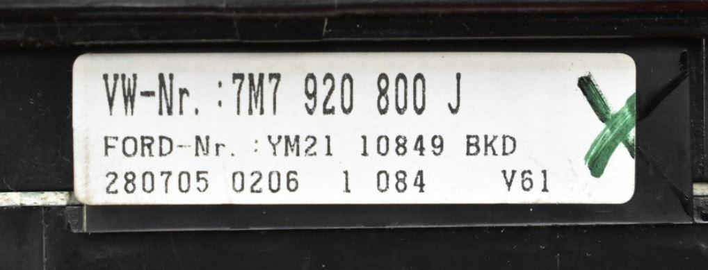 Seat Alhambra I 1996-2010 hatchback 1.9 TDI diesel MT 85 kW 2005  Prístrojová doska 7M7920800J