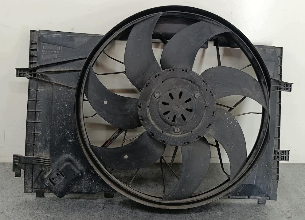 Mercedes C W203 2000-2007 Ventilátor A2035400688 A2035001593