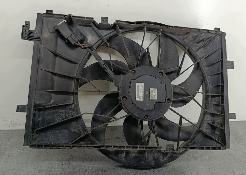 Mercedes C W203 2000-2007 Ventilátor A2035400688 A2035001593