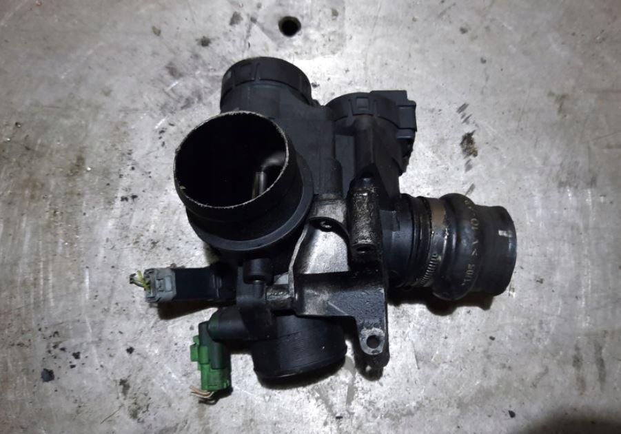 Ford Focus Mk2 2004-2011 hatchback 1.6 TDCI diesel MT 80 kW 2005 Škrtiaca klapka 9686487880 25352157