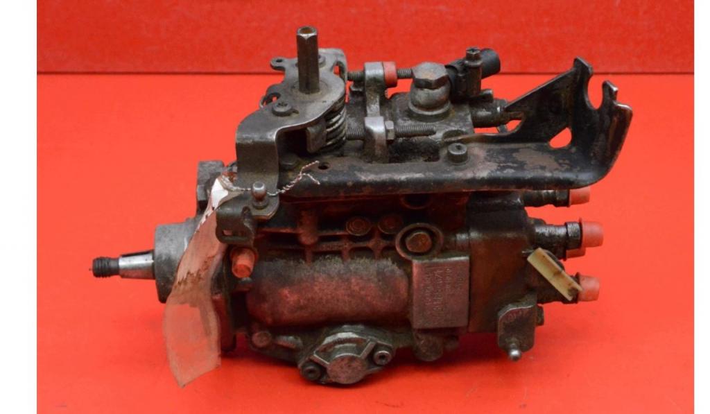 Volkswagen Vento sedan 1.9 D diesel MT 47 kW 1993  Vstrekovacie čerpadlo 0460484046 028130107Q