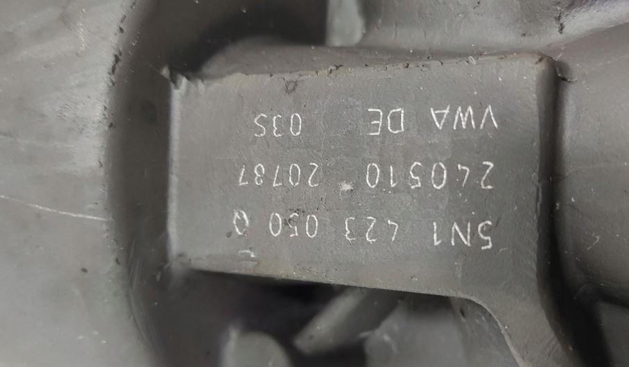 Volkswagen Passat B6 2005-2010 sedan 2.0 TDI diesel MT 103 kW 2007 Riadenie 5N1423050Q 5N1423105H