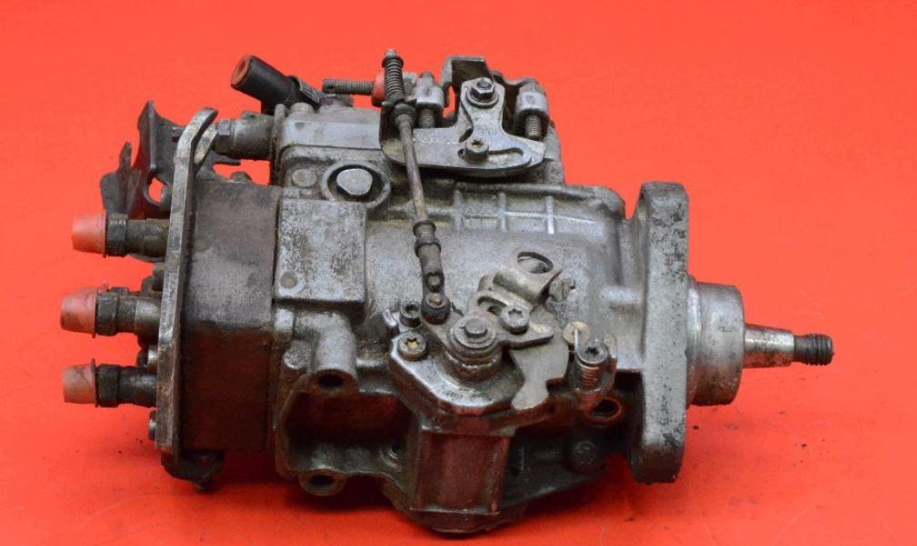 Volkswagen Vento sedan 1.9 D diesel MT 47 kW 1993  Vstrekovacie čerpadlo 0460484046 028130107Q