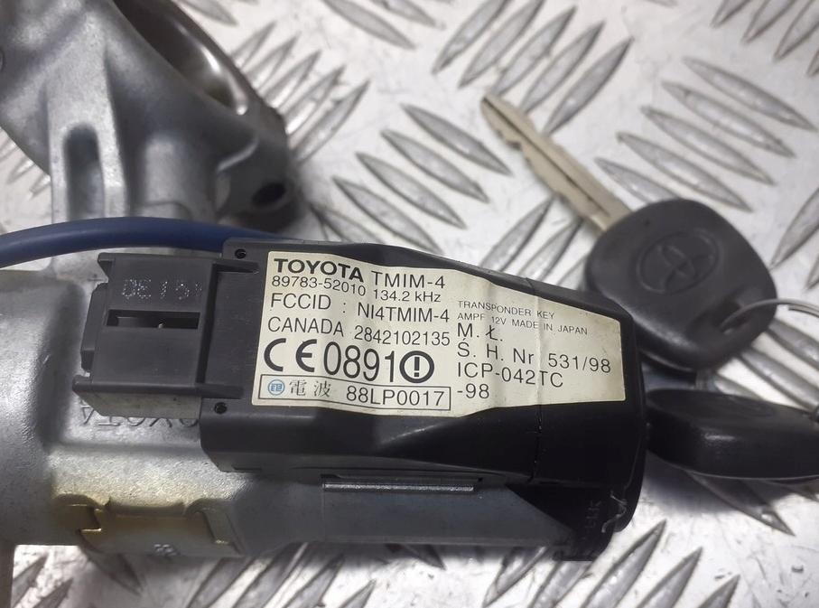 Toyota Yaris I 1999-2005 hatchback 1.0 VVTI petrol MT 50 kW 2004 Spínacia skrinka 89783-52010