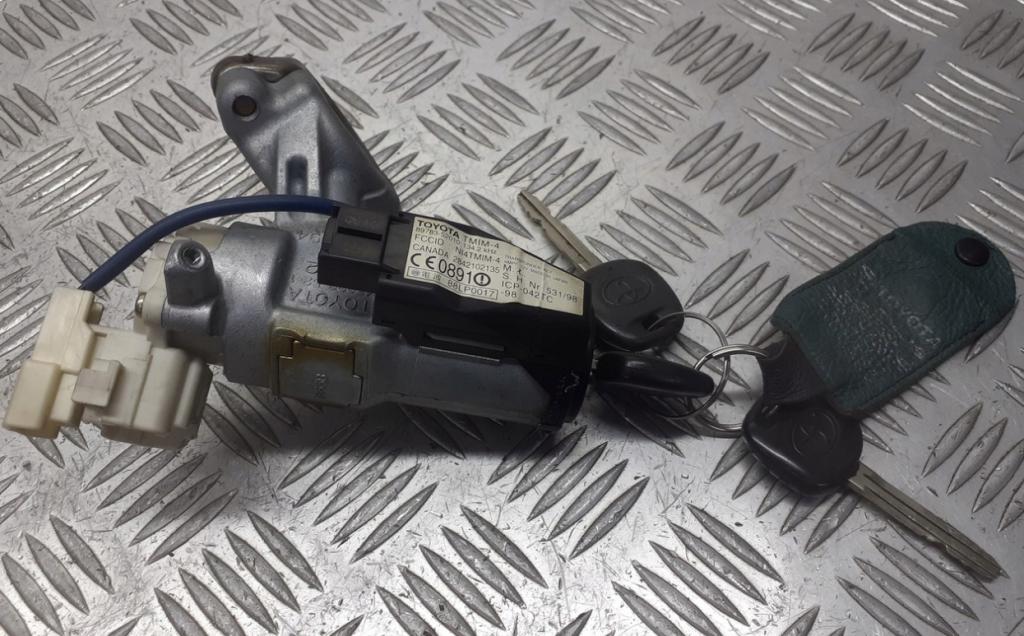 Toyota Yaris I 1999-2005 hatchback 1.0 VVTI petrol MT 50 kW 2004 Spínacia skrinka 89783-52010
