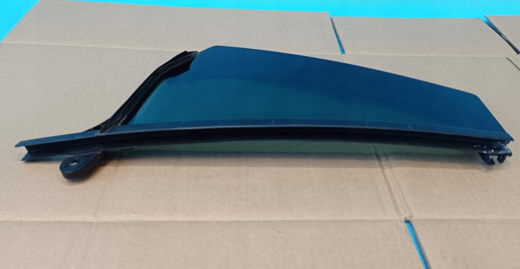 Volkswagen Passat B8 2024- combi Sklo zadných pravých dverí 3G9845214AE