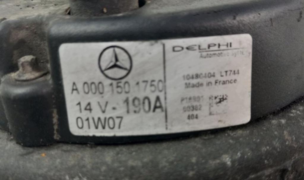 Mercedes C W203 2000-2007 combi 2.7 CDI diesel MT 125 kW 2002  Alternátor A0001501750