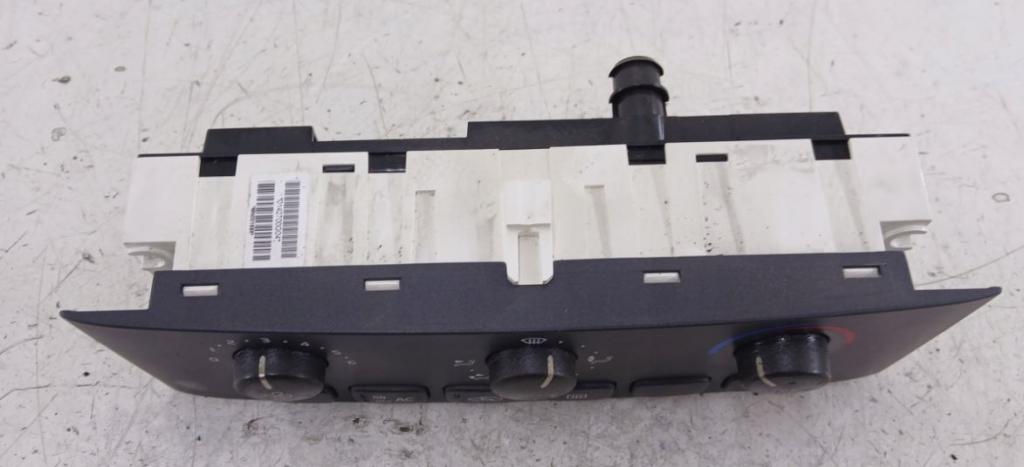 Volvo S40 I 1995-2004 sedan 1.9 DCI diesel MT 75 kW 2002  Panel kúrenia/klimatizácie 30638416 612700