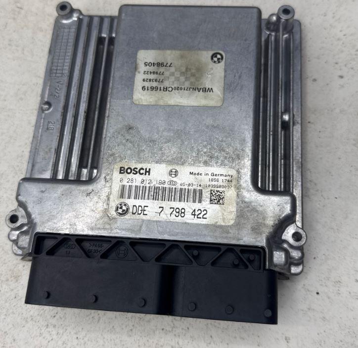 BMW 5 E60 2003-2010 combi 2.0 D diesel manual MT 120 kW 2008  Riadiaca jednotka motora 0281012190 7798422