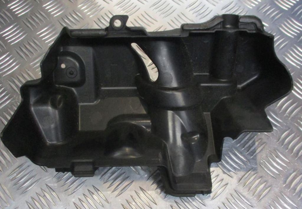 Renault Scenic II 2003-2009 hatchback 1.5 DCI diesel MT 78 kW 2007  Kryt motora horný