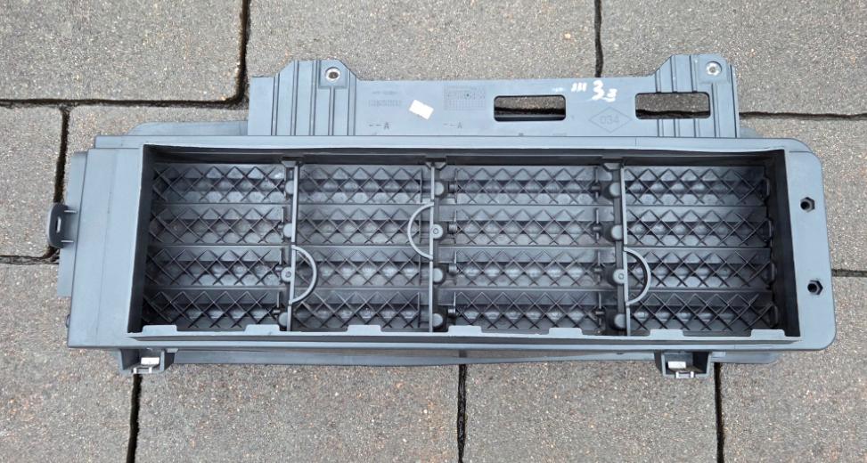 Renault Clio IV 2012-2020 hatchback Prívod (vedenie) vzduchu 214992066R 214996296R