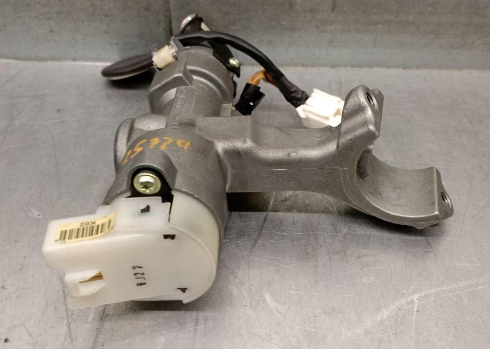 Hyundai Accent III 2005-2010 sedan 1.5 CRDI 16v diesel 81 kW 2006  Spínacia skrinka 819101E000