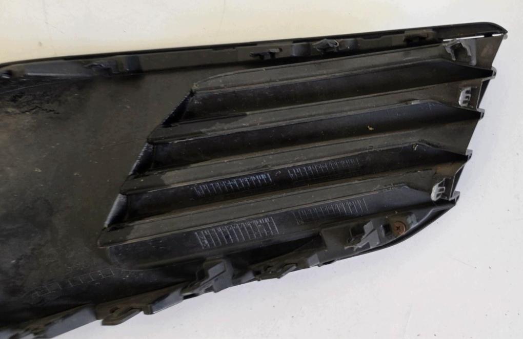 Toyota Auris II 2012-2018 combi Kryt nárazníka predný ľavý 52040-02210 81482-02570