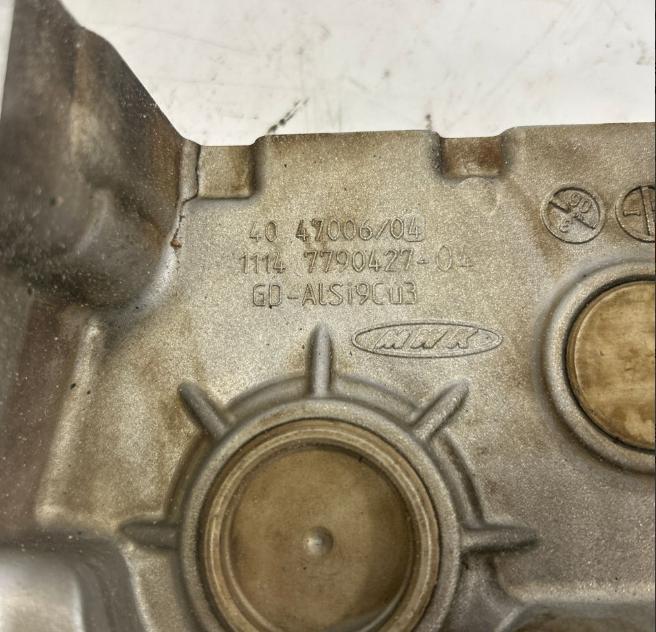 BMW 1 E87 2004-2011 hatchback 2.0 D diesel 120 kW 2007  Kryt rozvodu motora 7790427