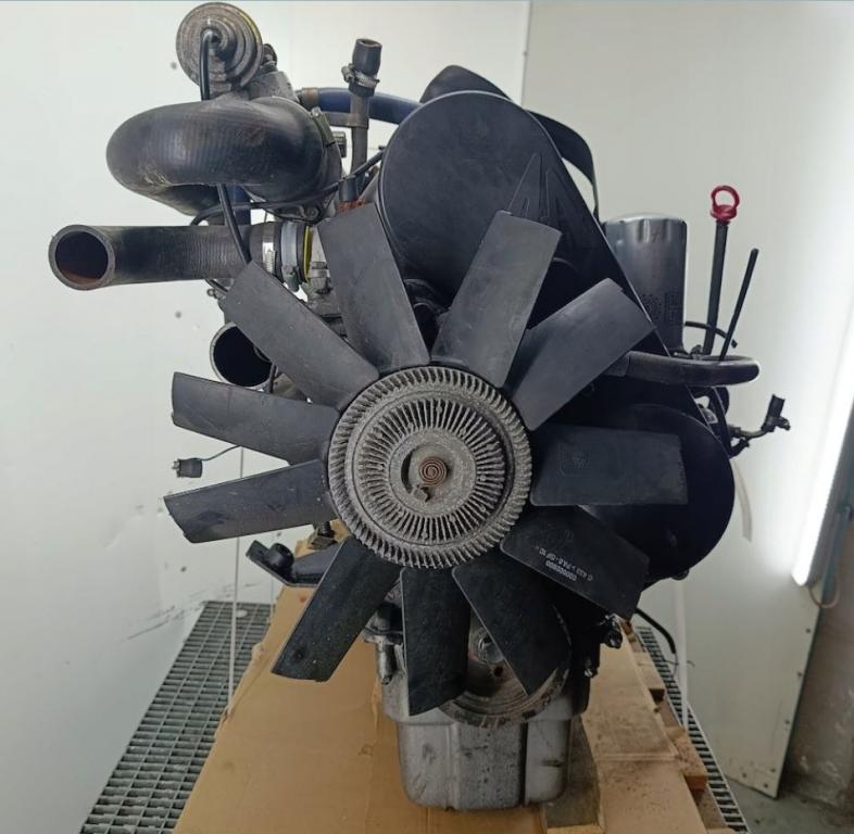 FS Lublin Lublin 2.4 D diesel MT 63.5 kW 2000 Motor diesel 4CT90