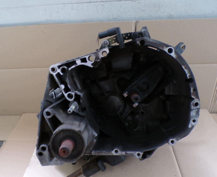 Renault Scenic I 1996-2003 hatchback 1.8 16v petrol MT 85 kW 2002 Prevodovka manuálna JC5137