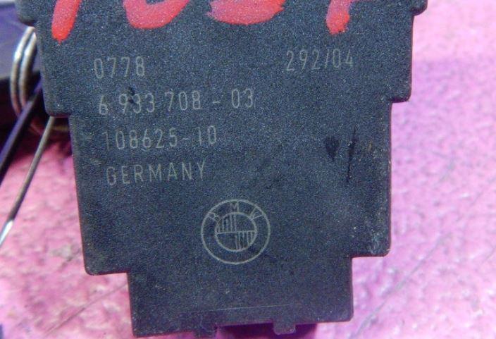 BMW 1 E87 2004-2011 hatchback 1.6 petrol MT 85 kW 2005  Spínacia skrinka 6933708