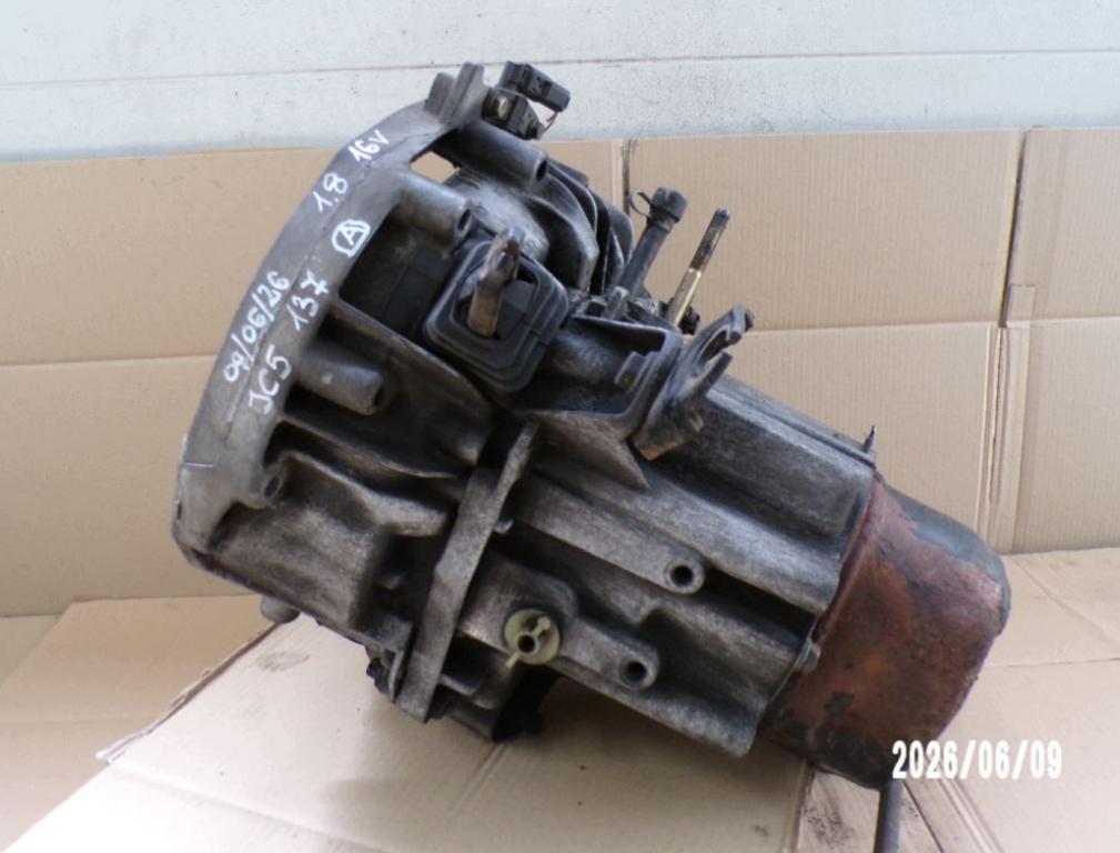 Renault Scenic I 1996-2003 hatchback 1.8 16v petrol MT 85 kW 2002 Prevodovka manuálna JC5137
