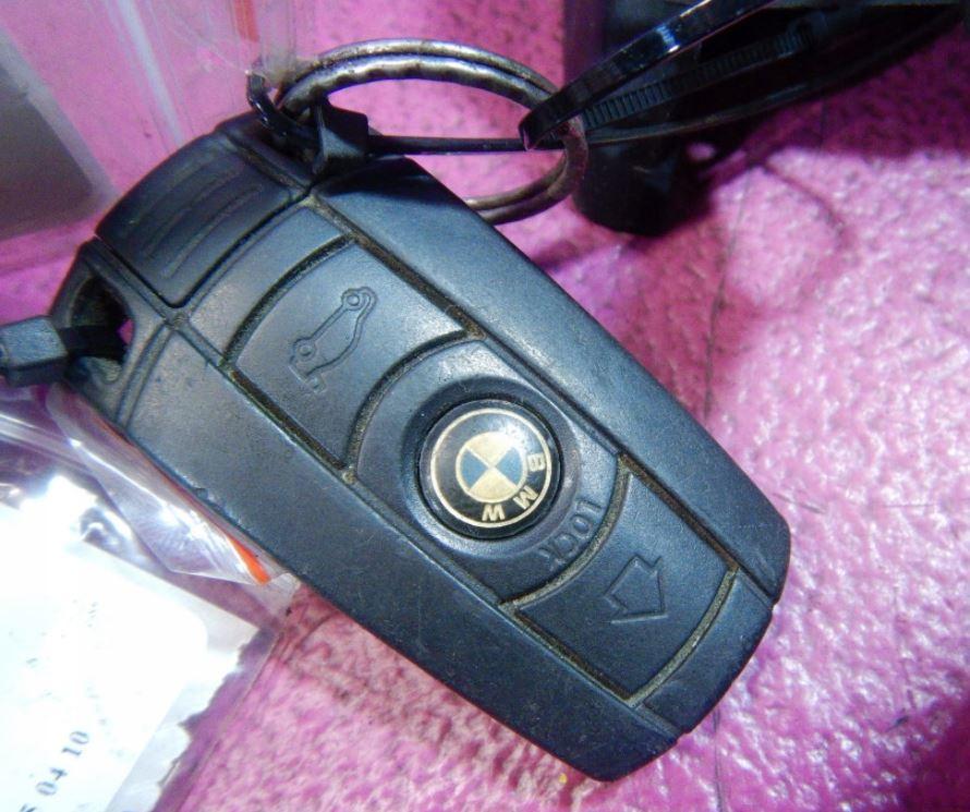 BMW 1 E87 2004-2011 hatchback 1.6 petrol MT 85 kW 2005  Spínacia skrinka 6933708