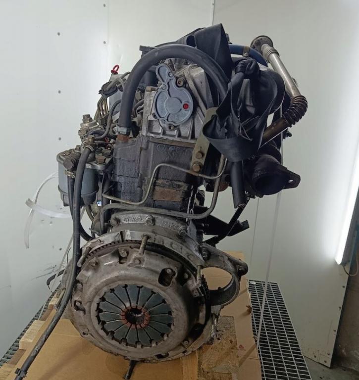 FS Lublin Lublin 2.4 D diesel MT 63.5 kW 2000 Motor diesel 4CT90