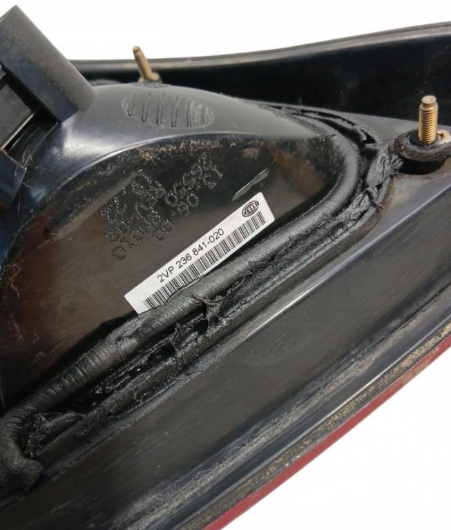 Nissan Almera N16 2000-2006 hatchback 1.8 16v petrol MT 84 kW 2000 Svetlo zadné pravé 26550BN010 236841-020