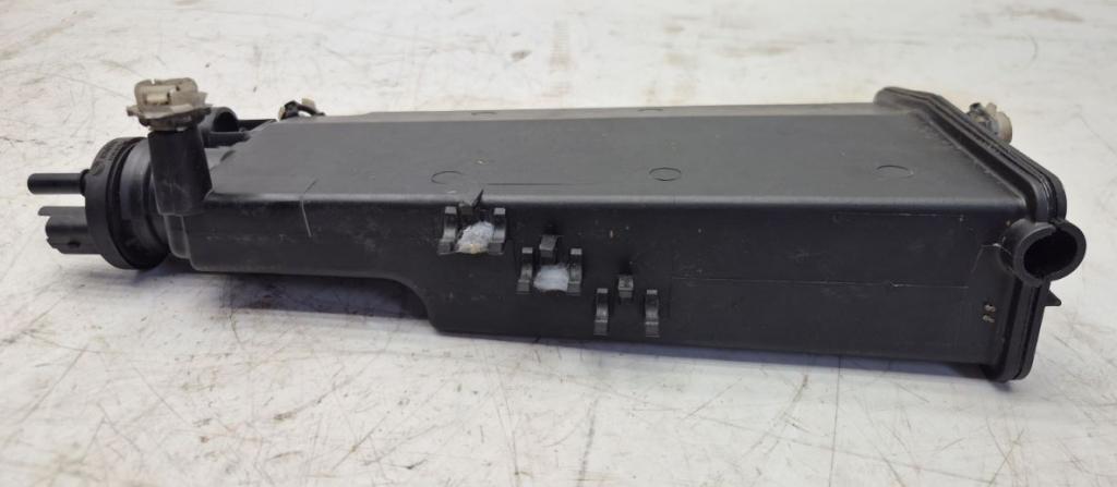 Citroen C4 I 2004-2011 hatchback 1.6 16v petrol MT 80 kW 2005  Filter spalin 8086597