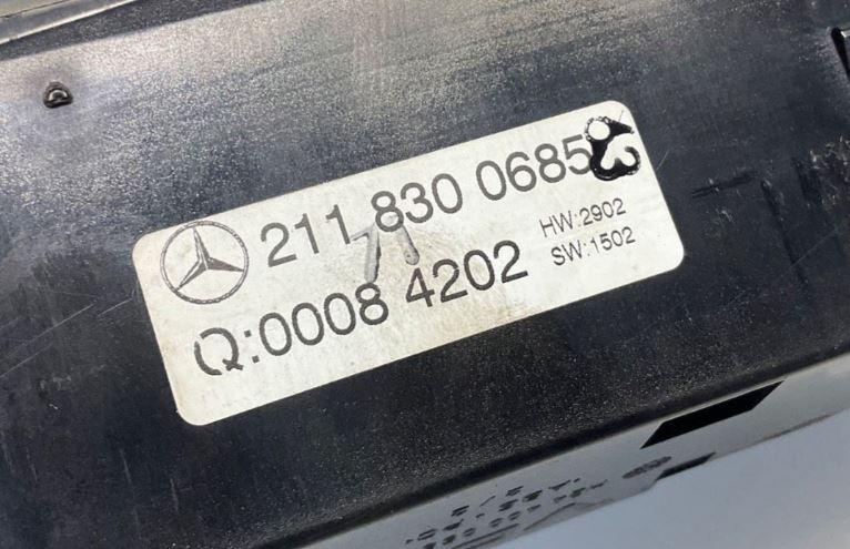 Mercedes E W211 2002-2009 combi 3.2 CDI diesel AT 150 kW 2003  Panel kúrenia/klimatizácie 2118300685