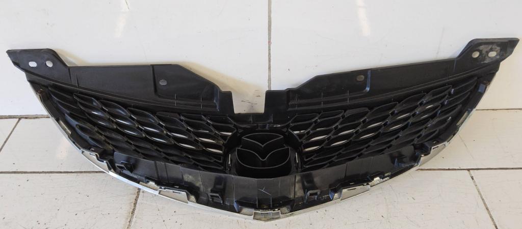 Mazda 6 II GH 2007-2012 combi 2.2 CITD diesel MT 120 kW 2009  Mriežka predná (maska chladiča) GS1D50712