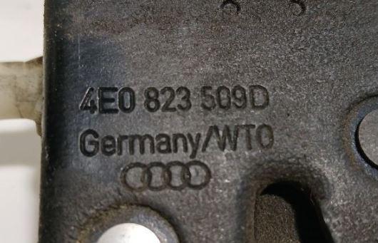 Audi A8 D3 2002-2009 sedan 6.0 W12 petrol AT 331 kW 2005 Zámok prednej kapoty 4E0823509D