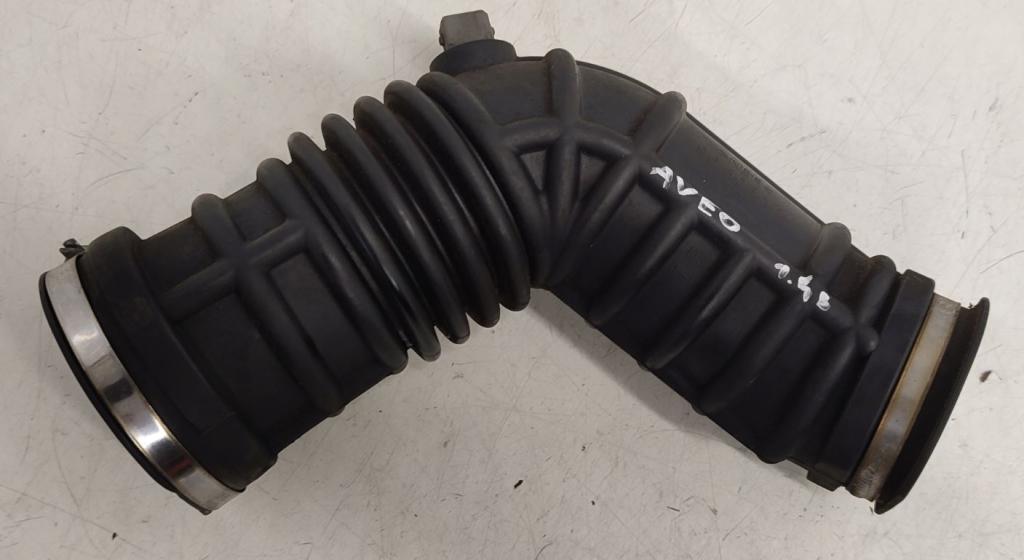 Chevrolet Aveo T250 2006-2011 hatchback 1.4 16v petrol MT 74 kW 2009  Hadica chladenia vzduchu 96808174