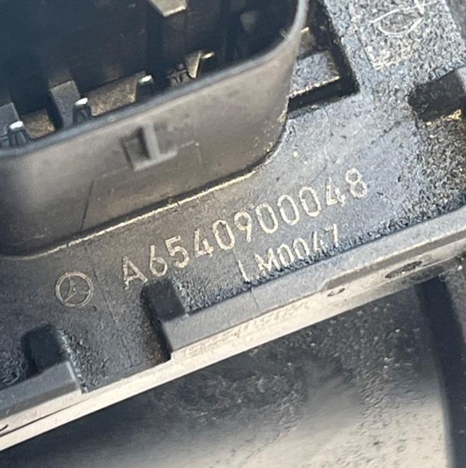 Mercedes E W213 2016-  2.0 sedan  Váha vzduchu A6540900048