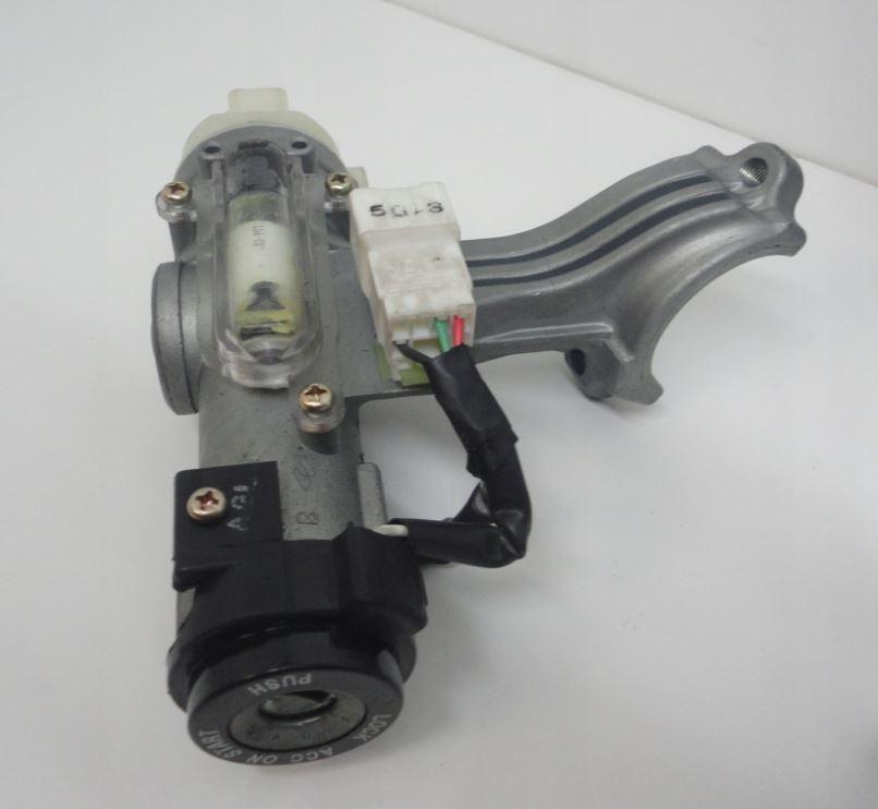 Kia Rio II 2005-2011 hatchback 1.4 16v petrol MT 71 kW 2009  Spínacia skrinka