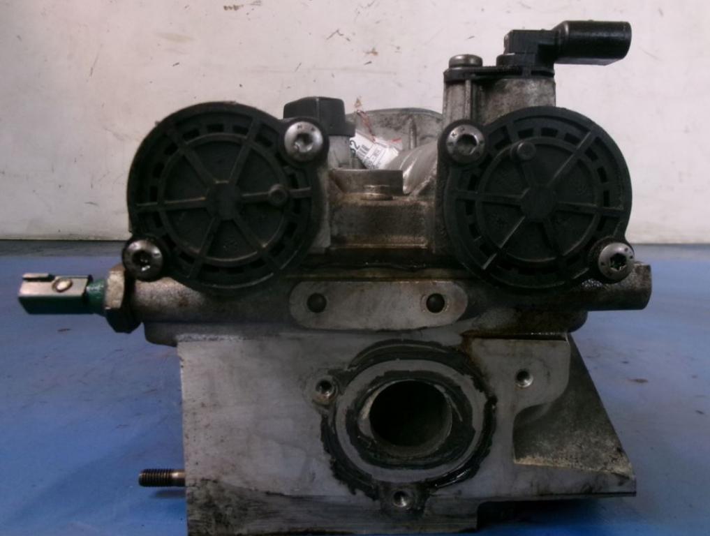 Skoda Fabia II 2007-2014 hatchback 1.4 16v petrol MT 63 kW 2008  Hlava valcov CGGB