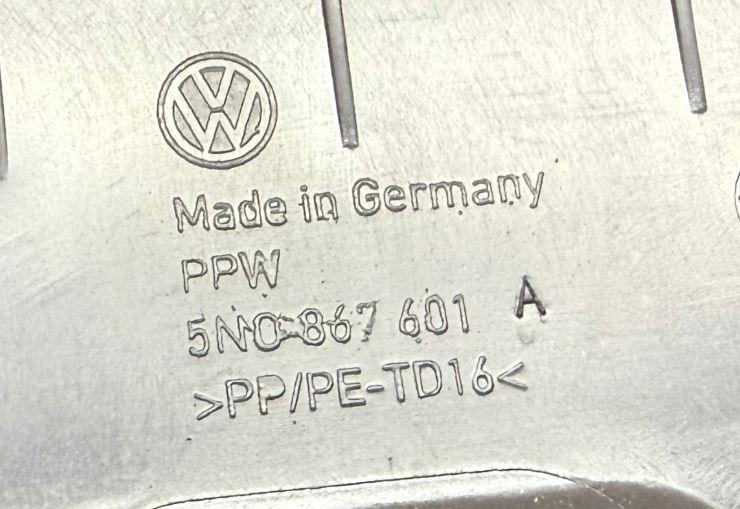 Volkswagen Tiguan I 2007-2016 hatchback 2.0 TDI diesel AT 103 kW 2009  Pláto kufra 5N0867601A