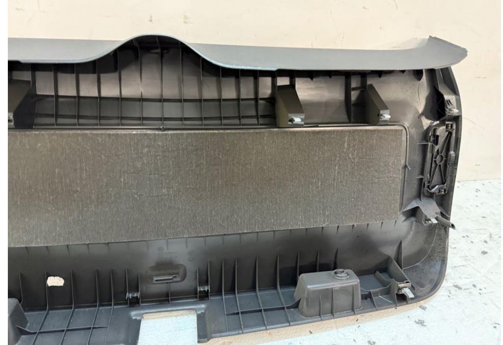 Volkswagen Tiguan I 2007-2016 hatchback 2.0 TDI diesel AT 103 kW 2009  Pláto kufra 5N0867601A