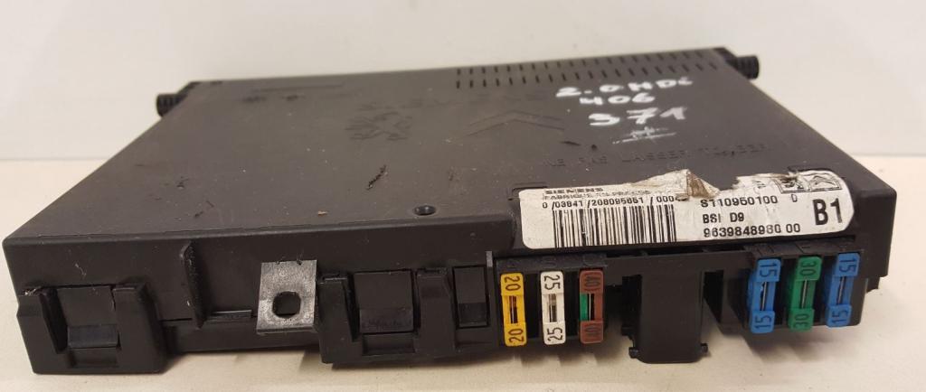 Peugeot 406 sedan 1.8 16v petrol MT 81 kW 1997  Modul komfortu 9639848980 ; S110960100