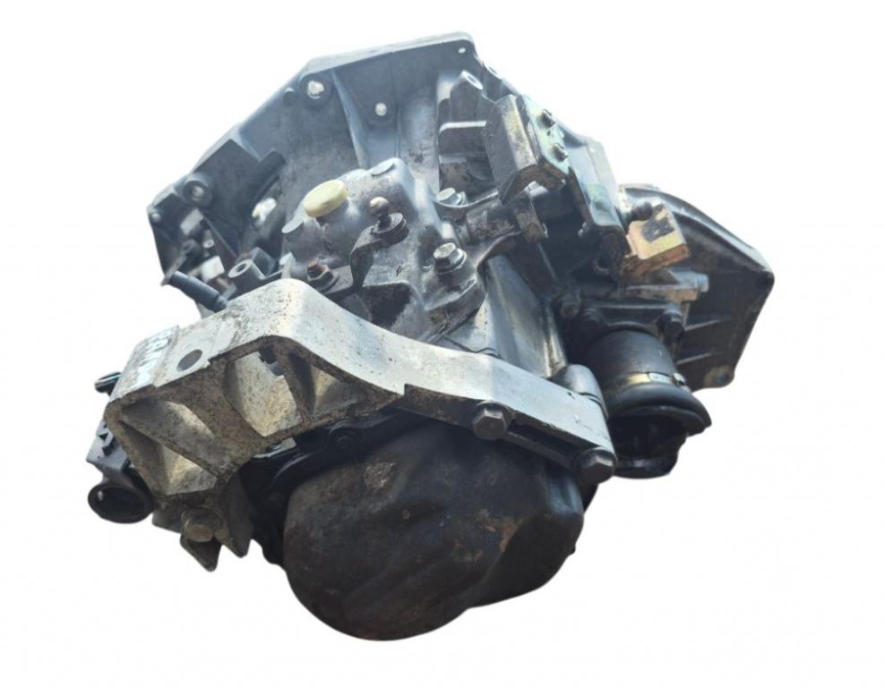 Fiat Panda II 2003-2012 hatchback 1.2 petrol MT 51 kW 2012  Prevodovka manuálna 73502791