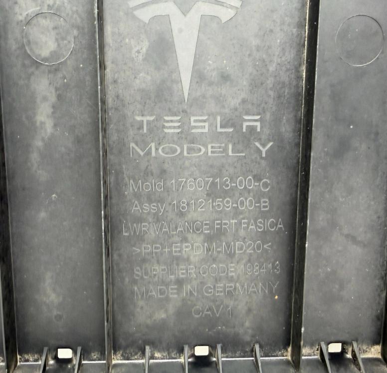 Tesla Kryt podvozku 1760713-00-C 1812159-00-B