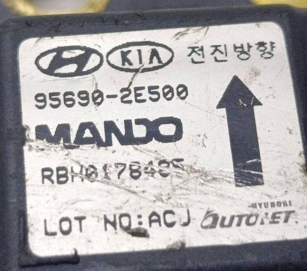 Hyundai Tucson I 2004-2009 hatchback 2.0 CRDI diesel MT 83 kW 2005 Snímač 956902E500
