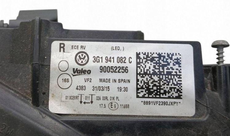 Volkswagen Passat B8 2014- combi 2.0 TDI diesel AT 110 kW 2015  Svetlo predné pravé 3G1941082C