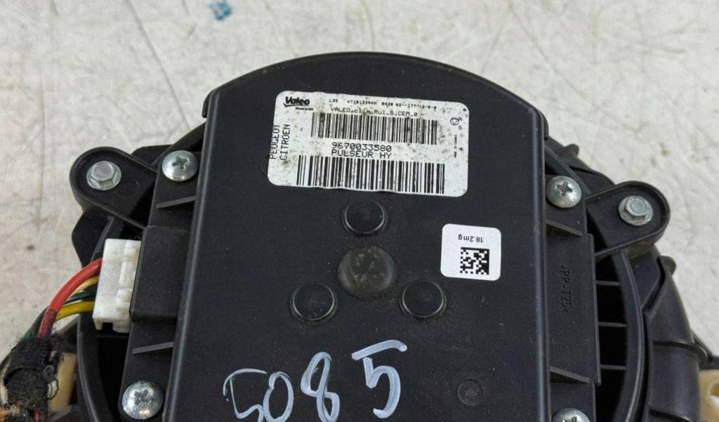 Peugeot 508 2010-2018 combi 2.0 HDI diesel AT 120 kW 2013  Ventilátor kúrenia 9670033580