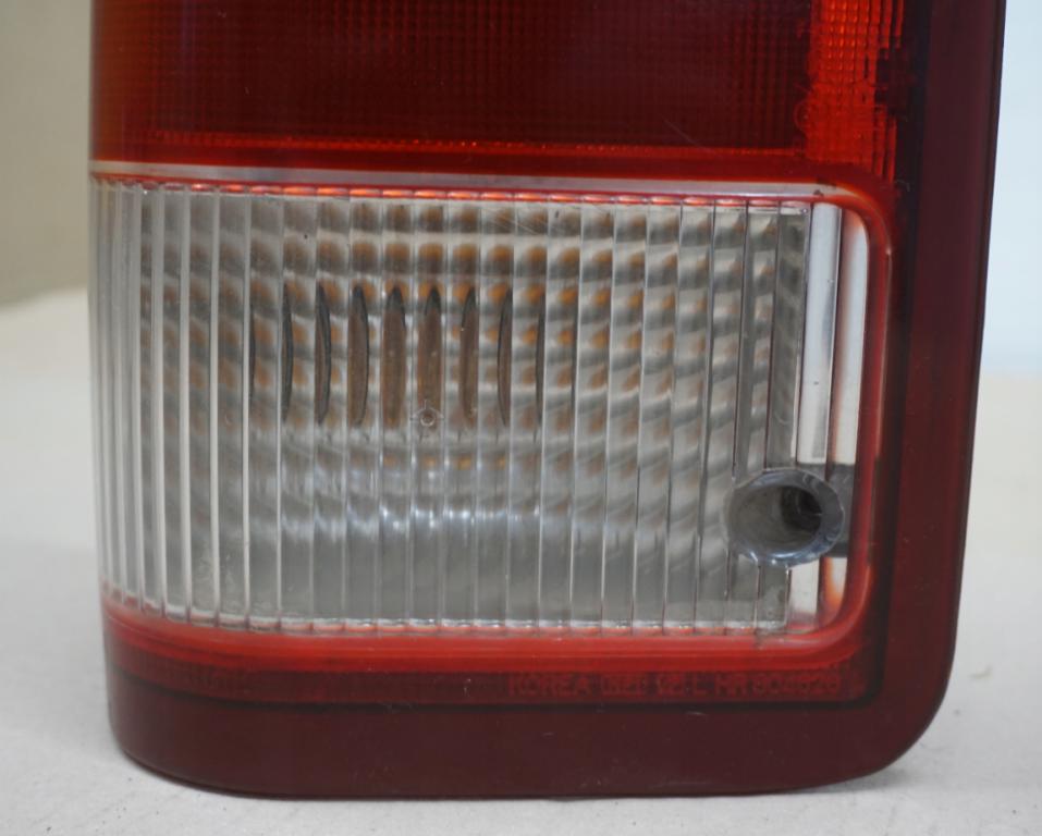Hyundai Galloper II 1998-2003 hatchback 2.5 TD diesel MT 73 kW 1999 Svetlo zadné ľavé 804626