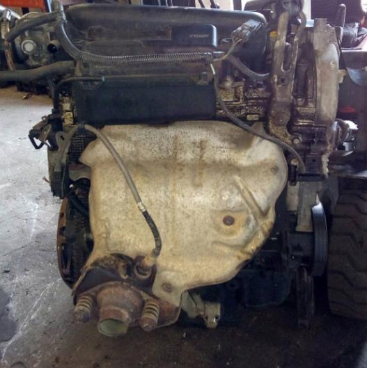 Renault Megane II 2003-2008 hatchback 1.6 16v petrol MT 83 kW Motor benzín K4M812