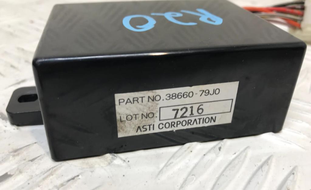 Suzuki SX4 I 2006-2014 hatchback 1.6 16v petrol MT 79 kW 2007 Modul 3866079J0