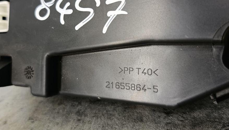 Toyota Yaris I 1999-2005 hatchback 1.0 16v petrol 50 kW 2001  Prístrojová doska 21655864-5 21655865-3