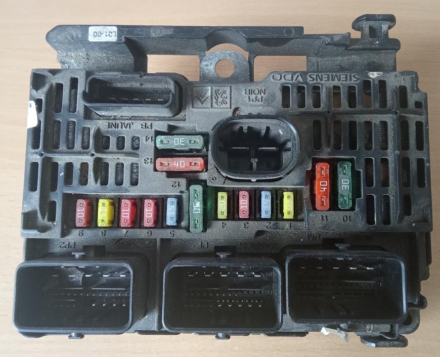 Peugeot 407 sedan 2.0 HDI diesel Modul 9656086080 S118983001J