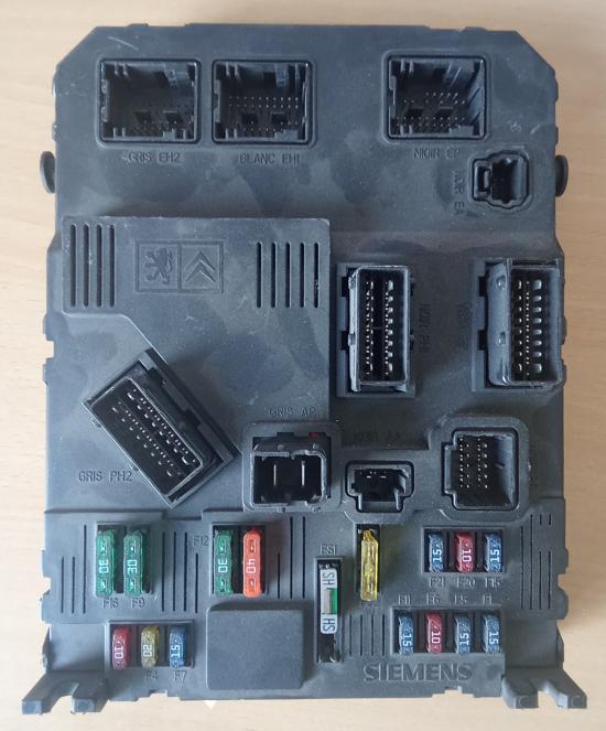 Peugeot 206 Modul BSI S118085220C 9652474780