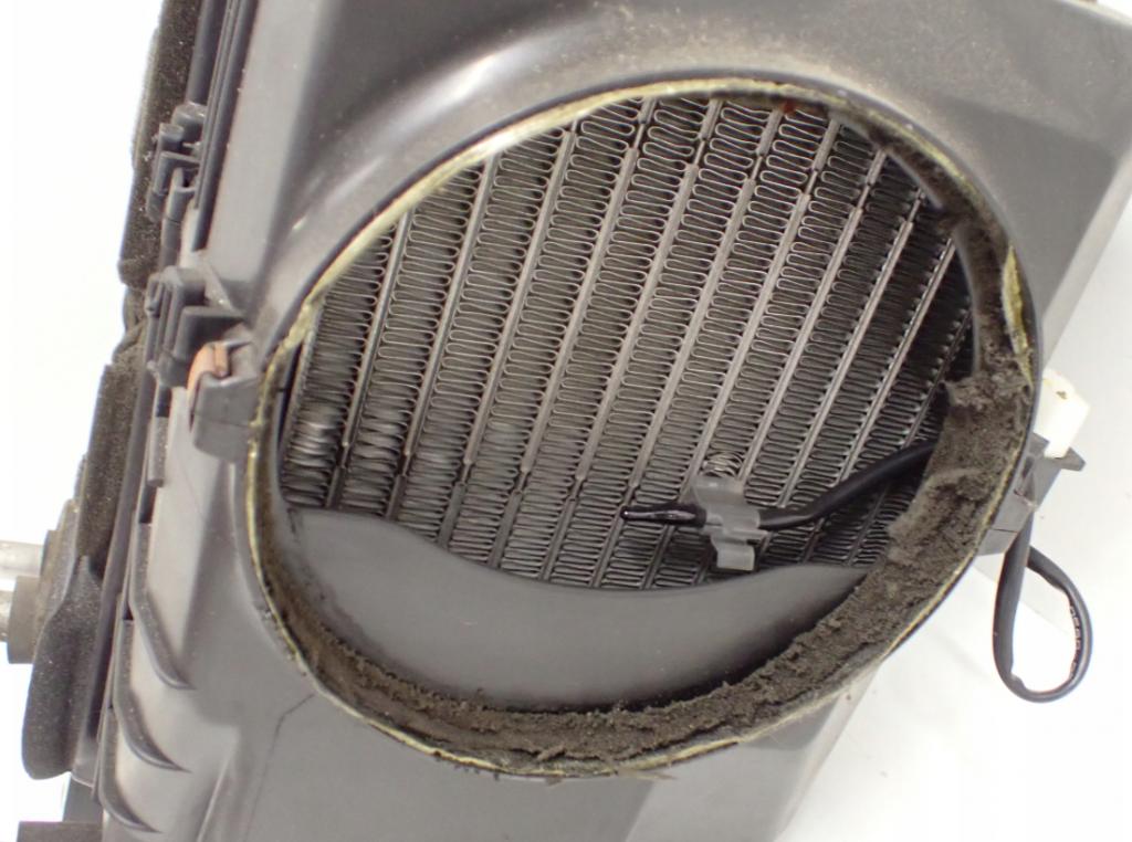 Smart Fortwo 1998-2007 hatchback 0.7 petrol AT 45 kW Radiátor kúrenia 0001109V013/0001266V002/993789001