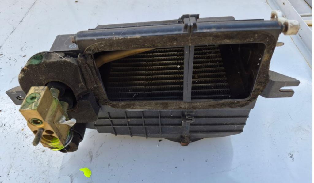 Smart Forfour I 2004-2006 hatchback 0.7 petrol AT 45 kW 2003 Radiátor kúrenia 993789001