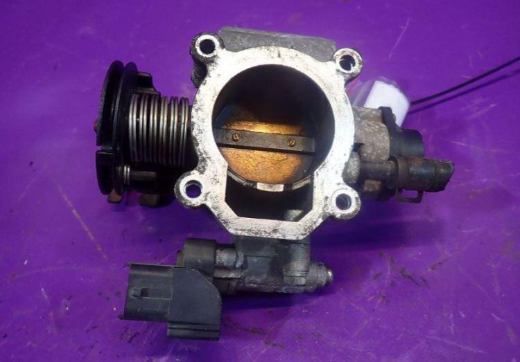 Hyundai I30 I 2007-2012 hatchback 1.4 16v petrol MT 80 kW 2011 Škrtiaca klapka 351002B060